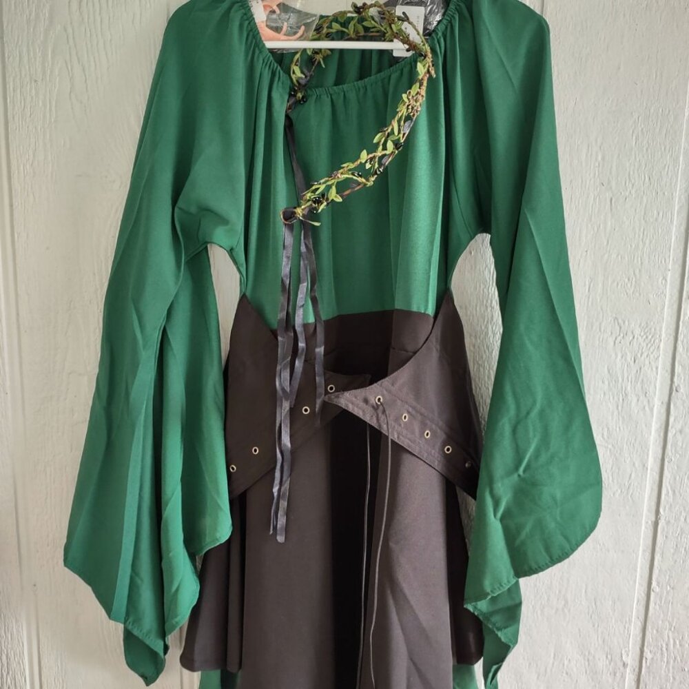 4 Pc M NwT Medieval Renaissance Fairy Costume Dress w Socks, Ears, Crown